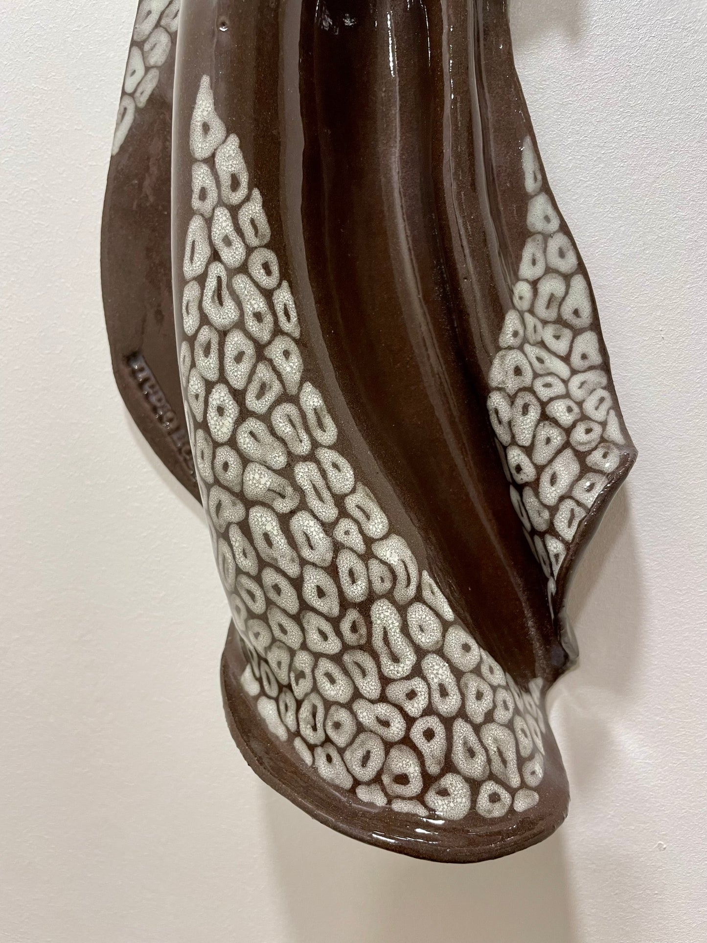 Handcrafted ceramic wall art sh:09:03