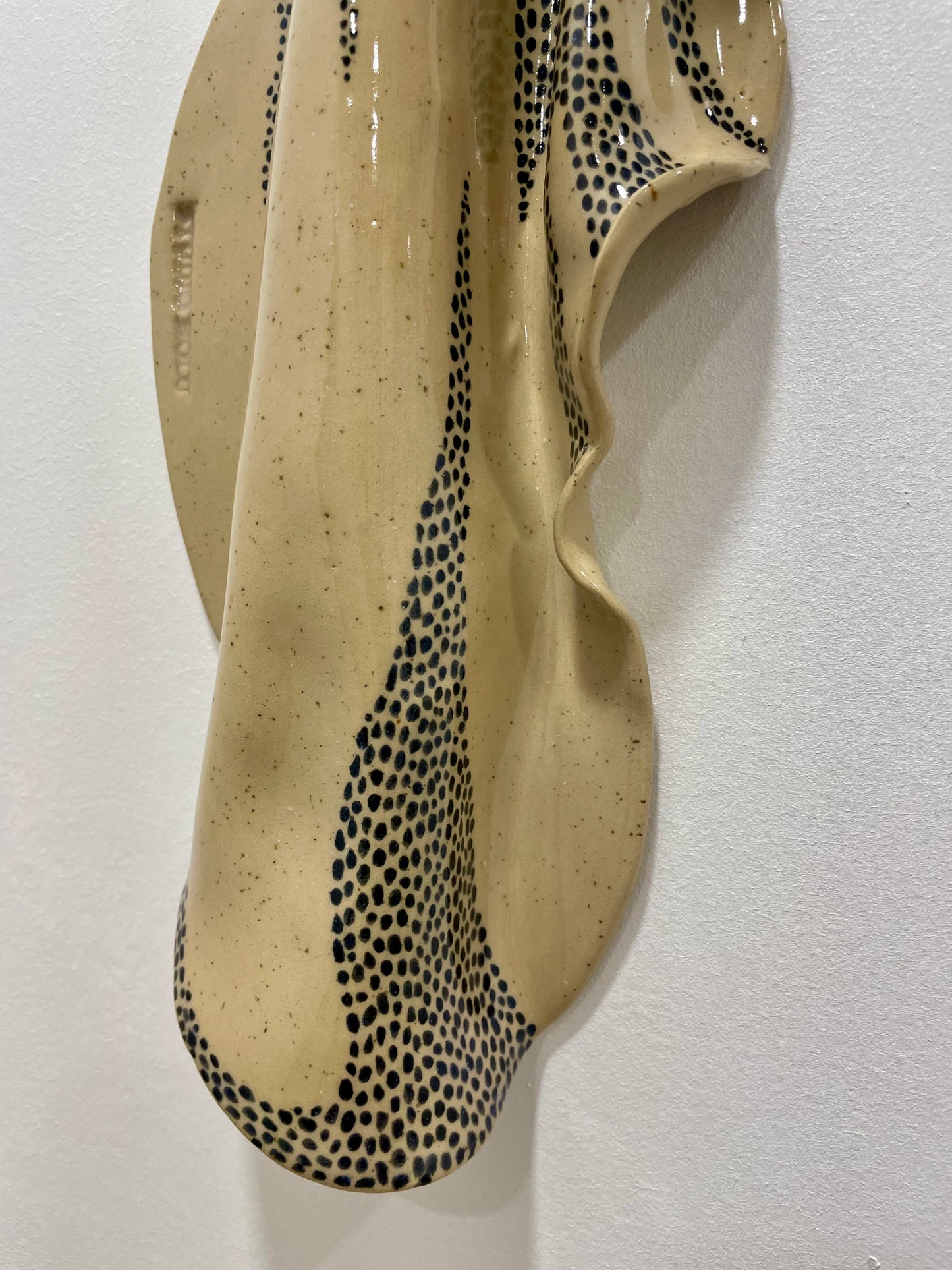 Handcrafted ceramic wall art sh:09:04