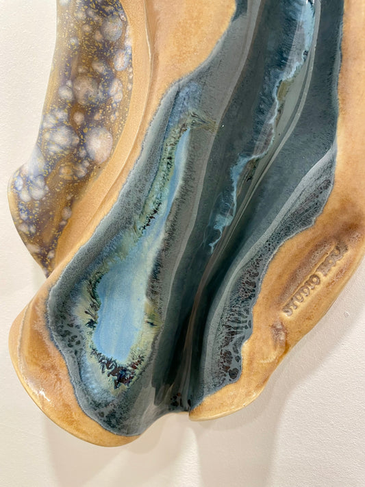 Handcrafted ceramic wall art sh:08:08