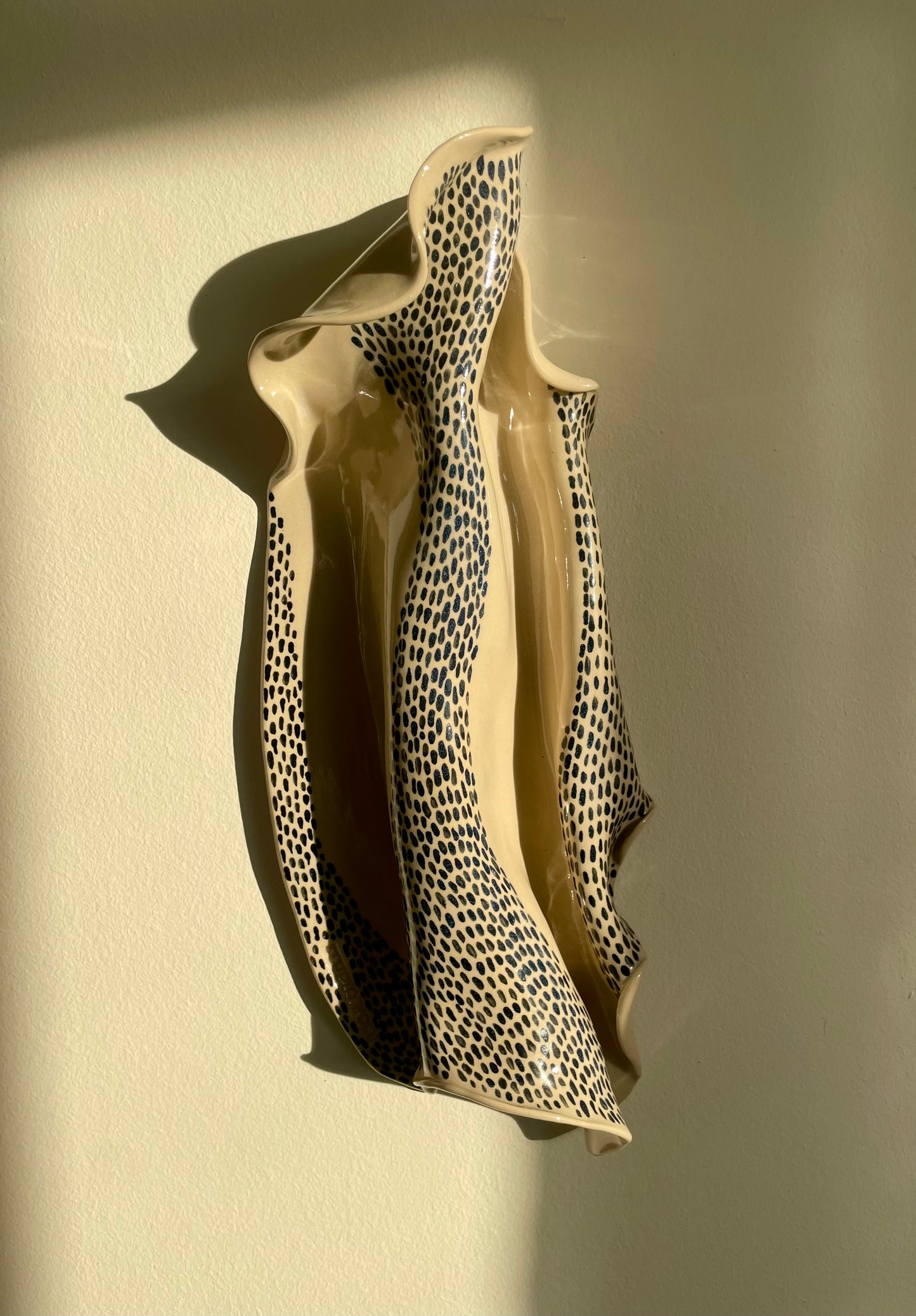 Handcrafted ceramic wall art sh:09:02