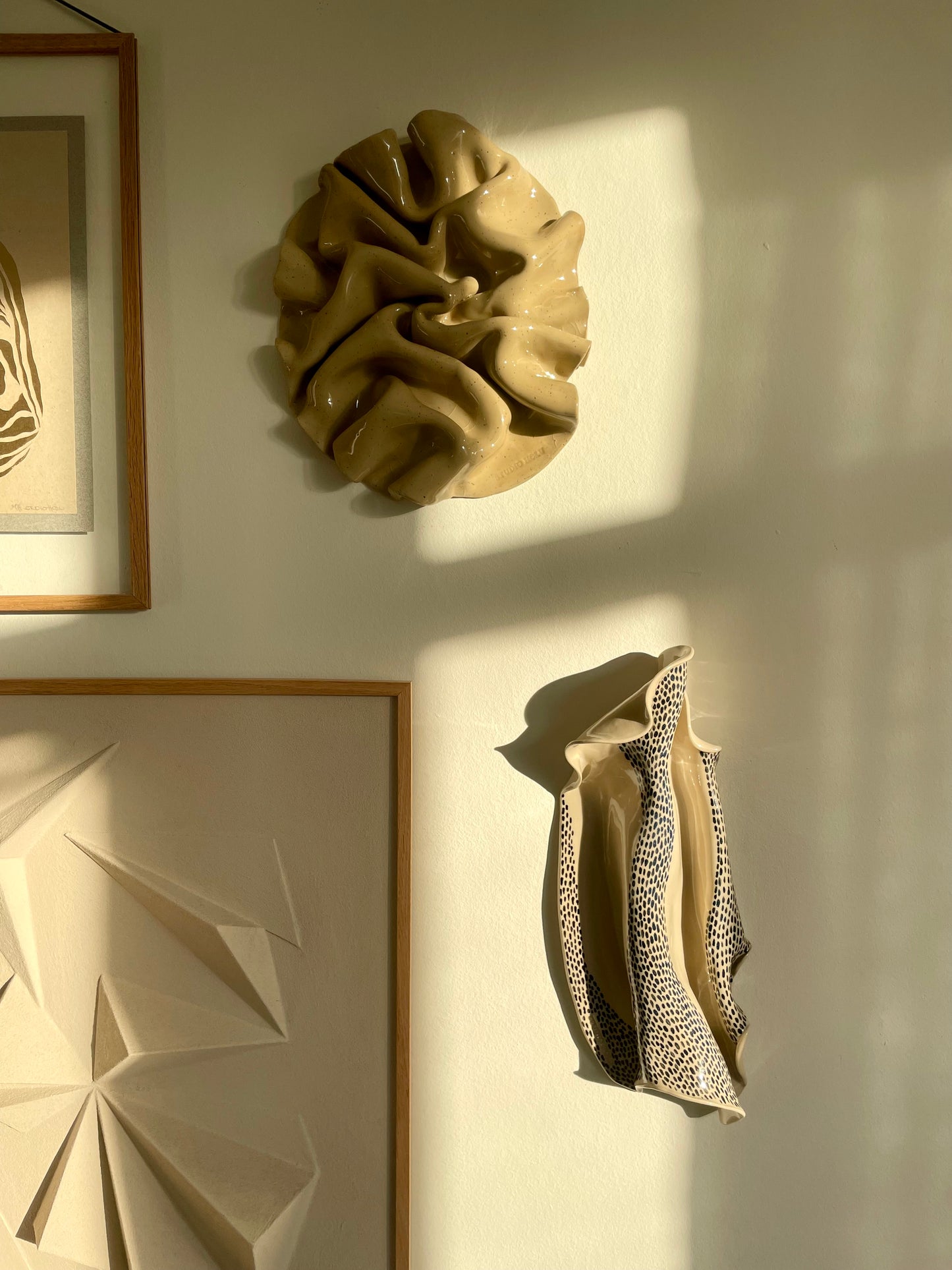 Handcrafted ceramic wall art sh:09:02