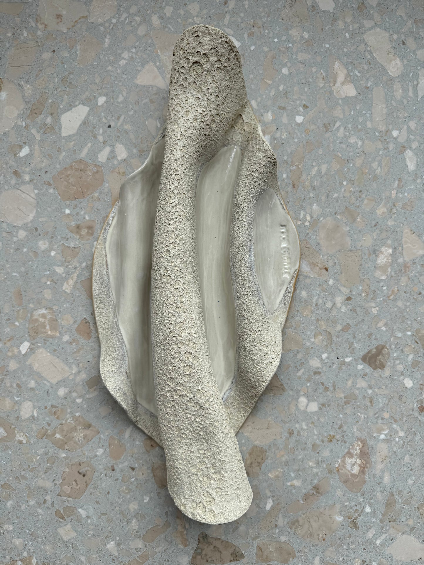 Handcrafted ceramic wall art sh:08:20