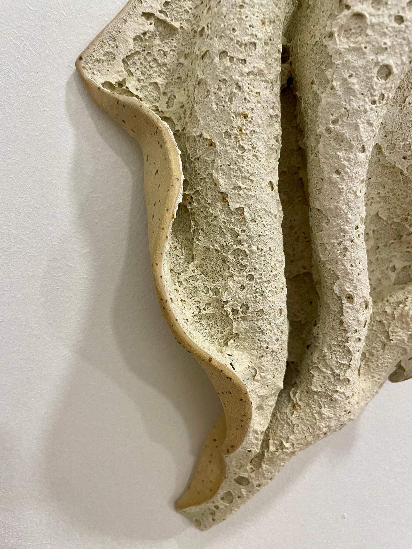 Handcrafted ceramic wall art sh:08:14