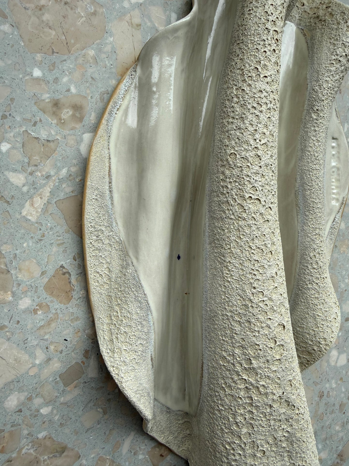 Handcrafted ceramic wall art sh:08:20