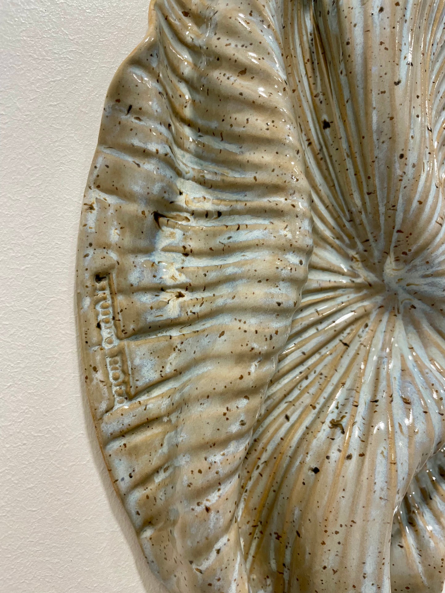 Handcrafted ceramic wall art sh:08:12