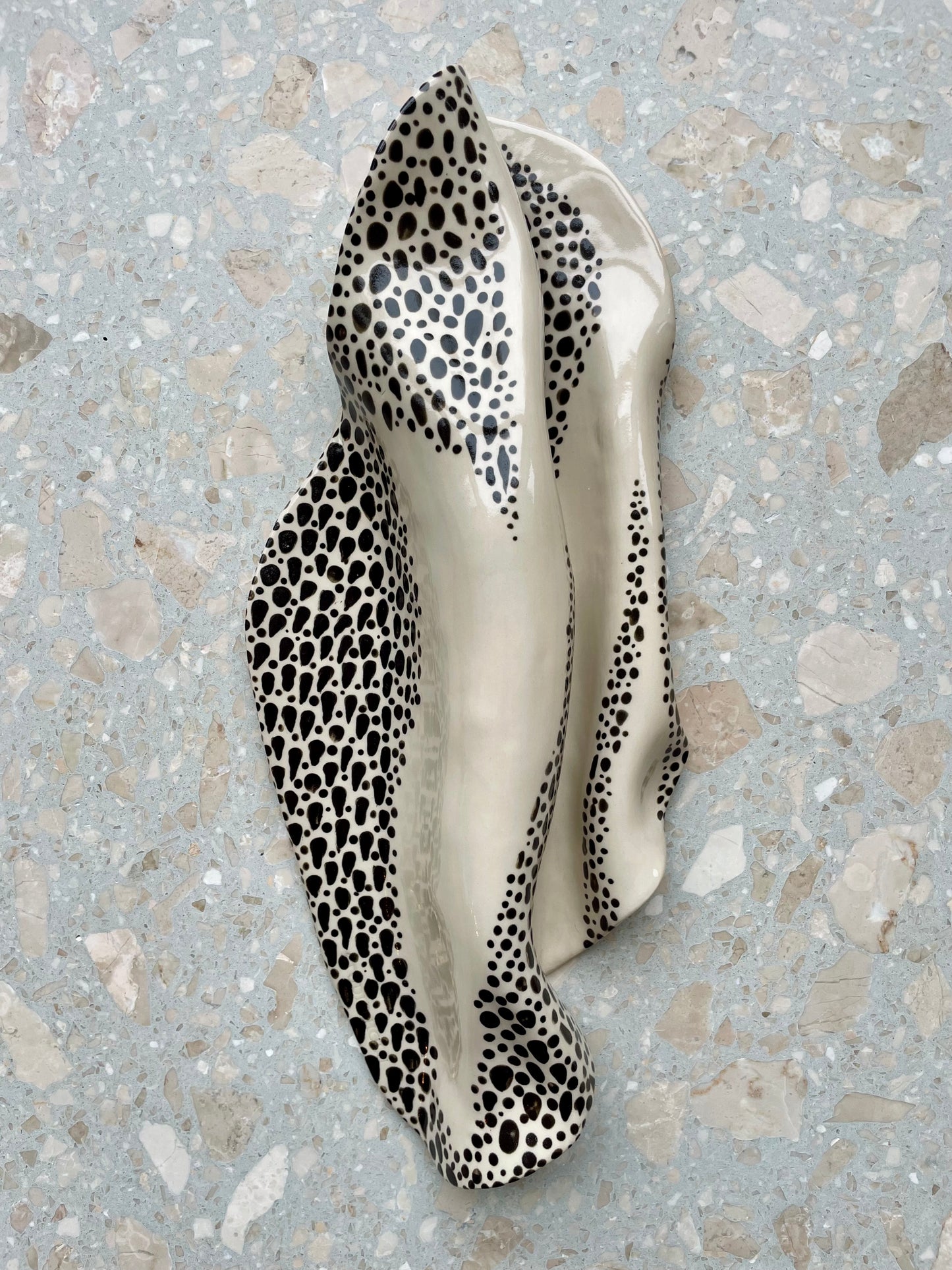 Handcrafted ceramic wall art sh:09:01